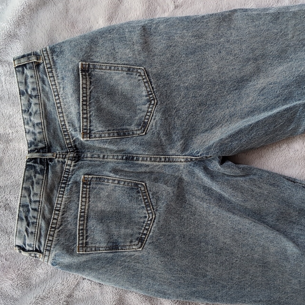 NEW 12th Tribe Dylan Asymmetrical Light Jeans - Picture 8 of 9